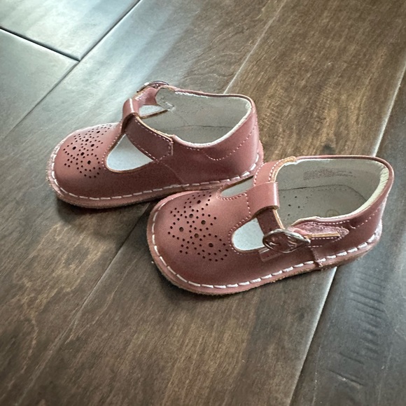 L’amour shoes, new , never worn - Picture 1 of 4
